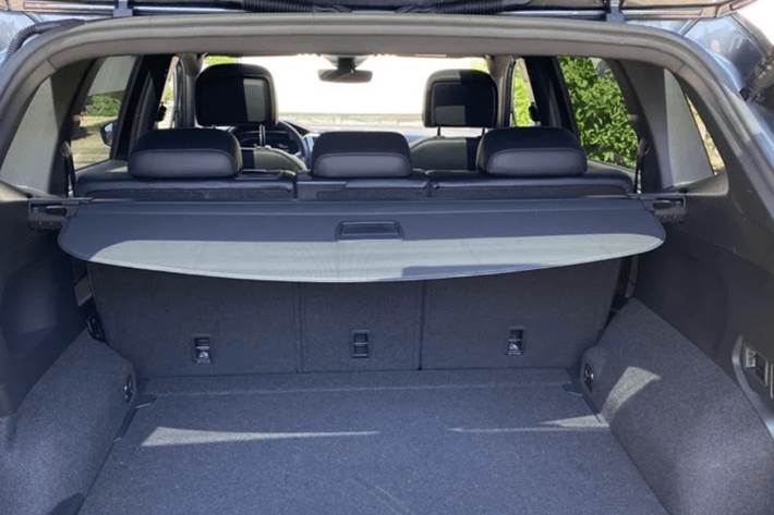 Grå VW Tiguan Allspace fra 2022