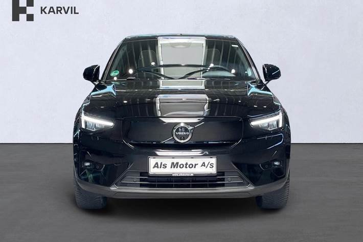Beige Volvo C40 fra 2023