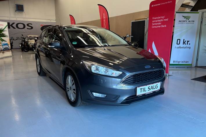 Grå Ford Focus fra 2015