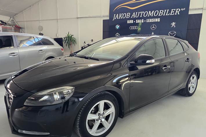 undefined Volvo V40 fra 2016