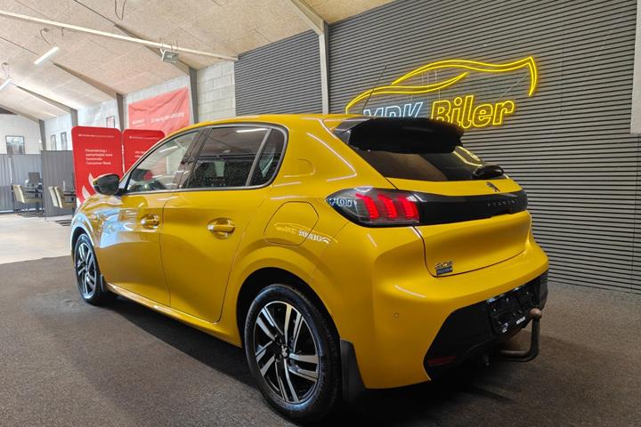 undefined Peugeot 208 fra 2020