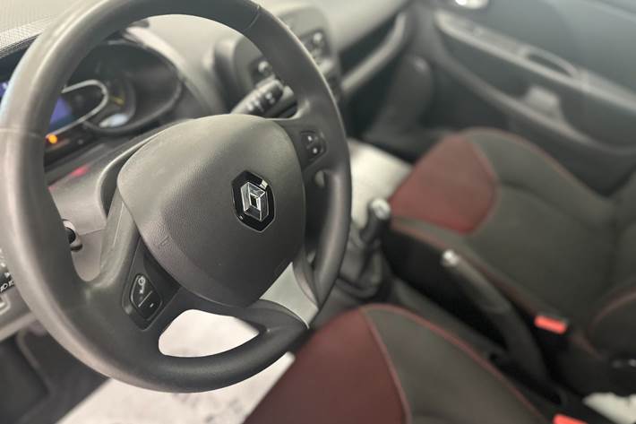 Kobber Renault Clio IV fra 2015
