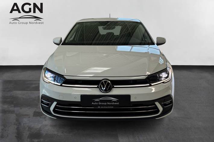 Hvid VW Polo fra 2023