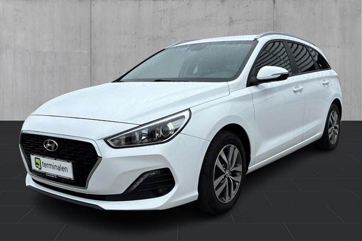 Hvid Hyundai i30 fra 2020