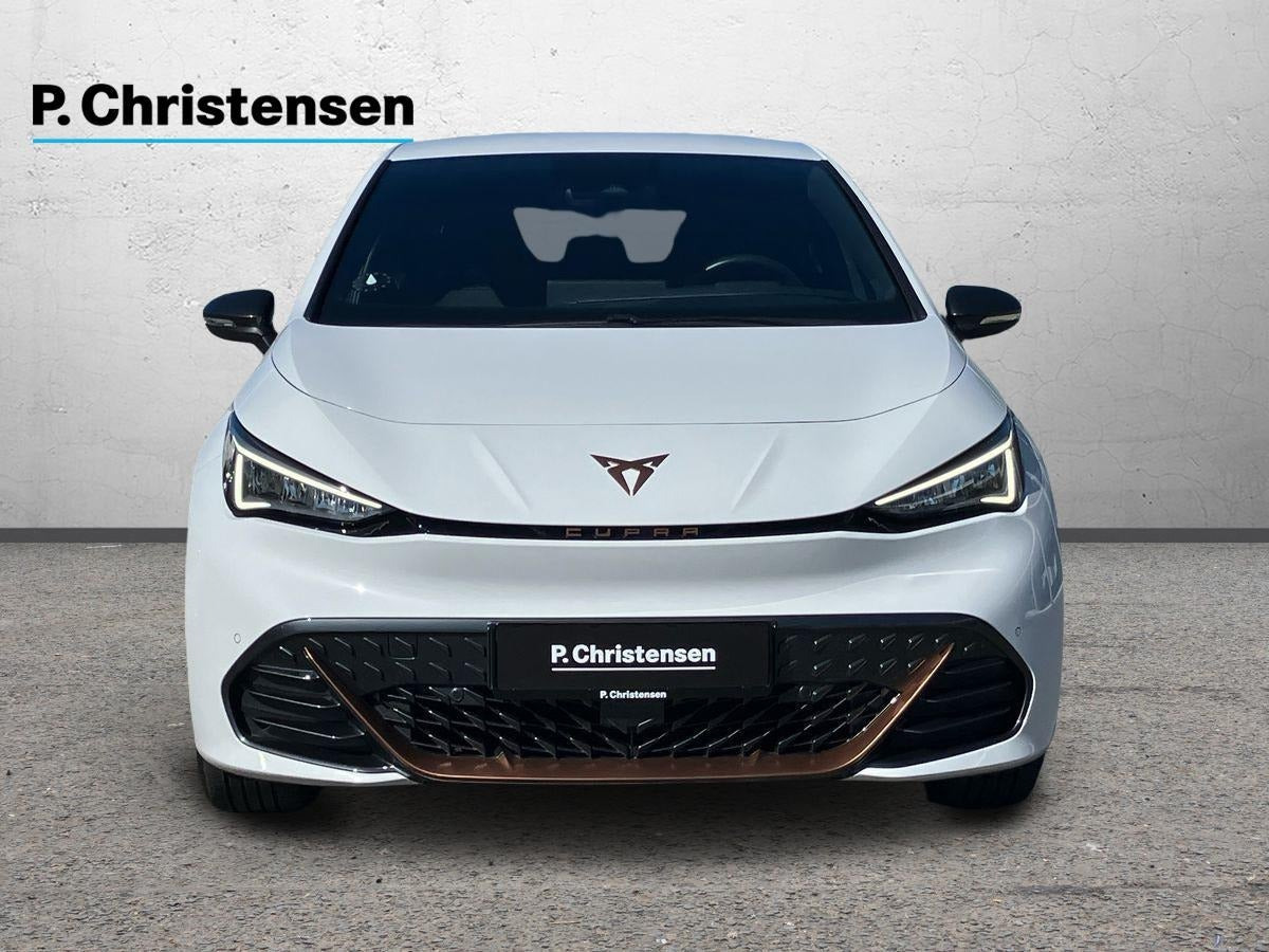 Hvid Cupra Born fra 2024