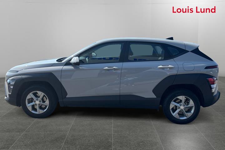 Grå Hyundai Kona fra 2023