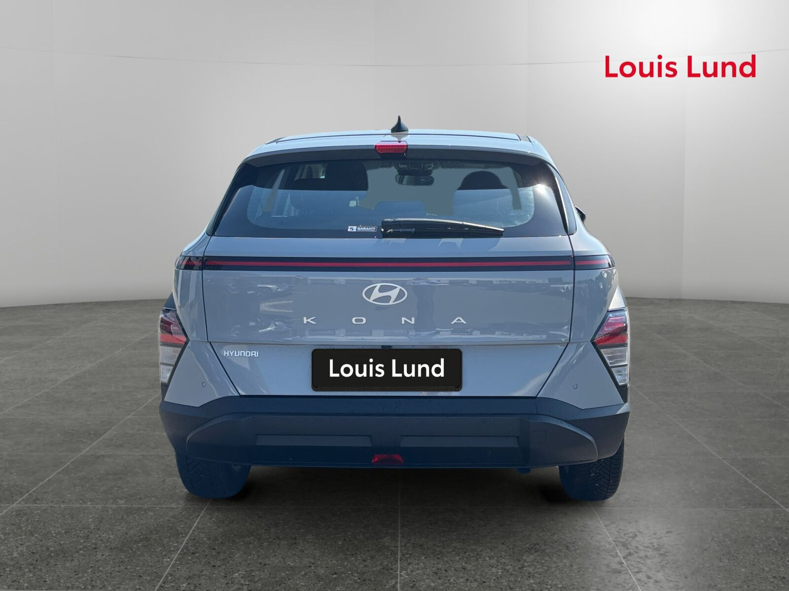 Grå Hyundai Kona fra 2023