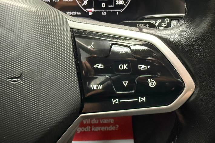 Sort VW Touareg fra 2021