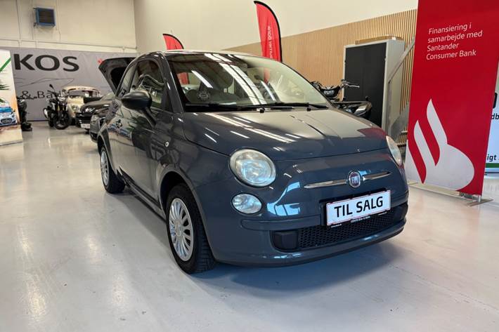 Grå Fiat 500 fra 2010