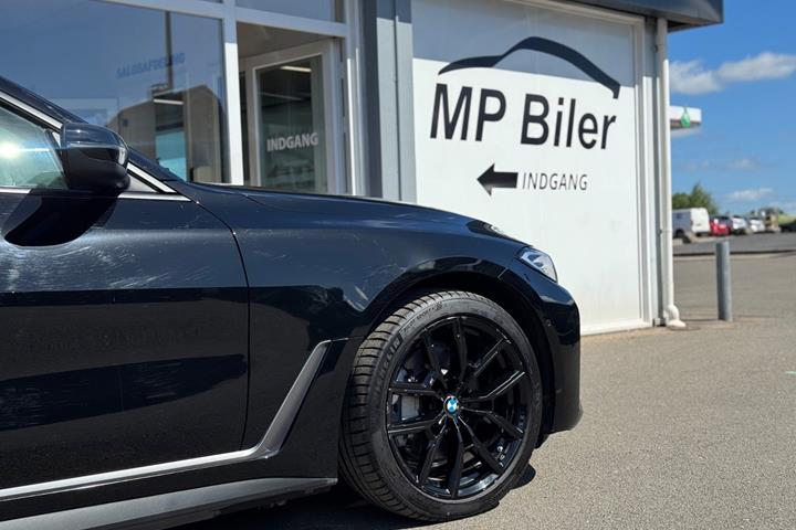 Sort BMW i4 fra 2023