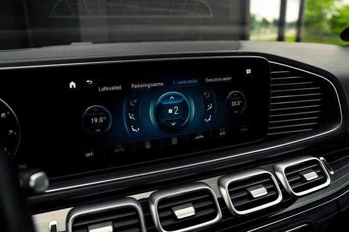 Sort Mercedes GLS600 fra 2022