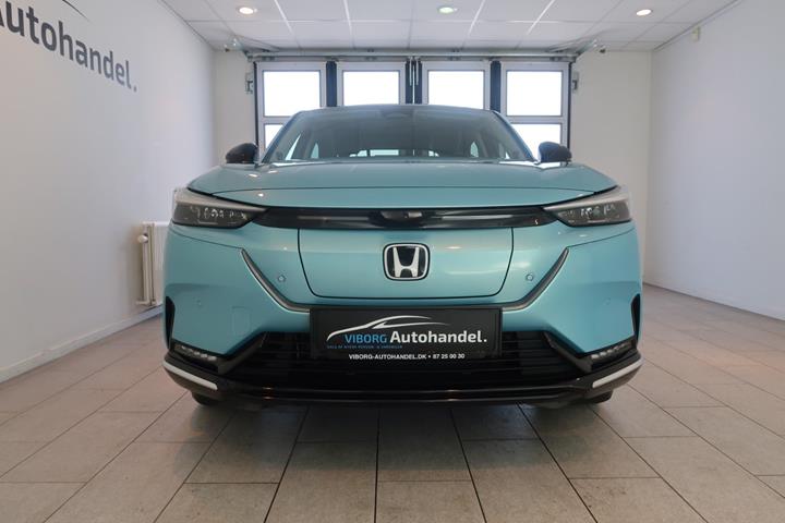 Blå Honda e:Ny1 fra 2024