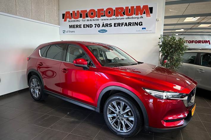Rød Mazda CX-5 fra 2021