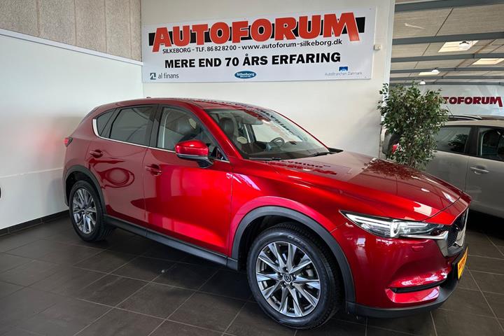 Rød Mazda CX-5 fra 2021