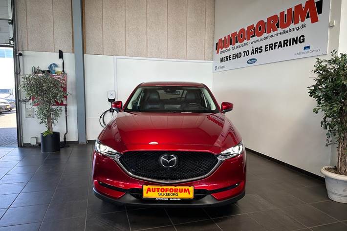 Rød Mazda CX-5 fra 2021