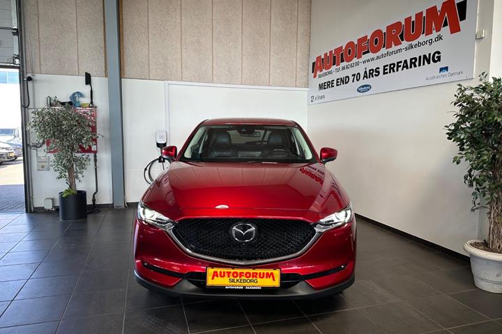 Rød Mazda CX-5 fra 2021