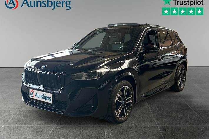 Sort BMW iX1 fra 2023