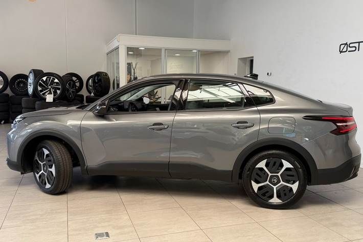 Grå Citroën ë-C4 X fra 2025