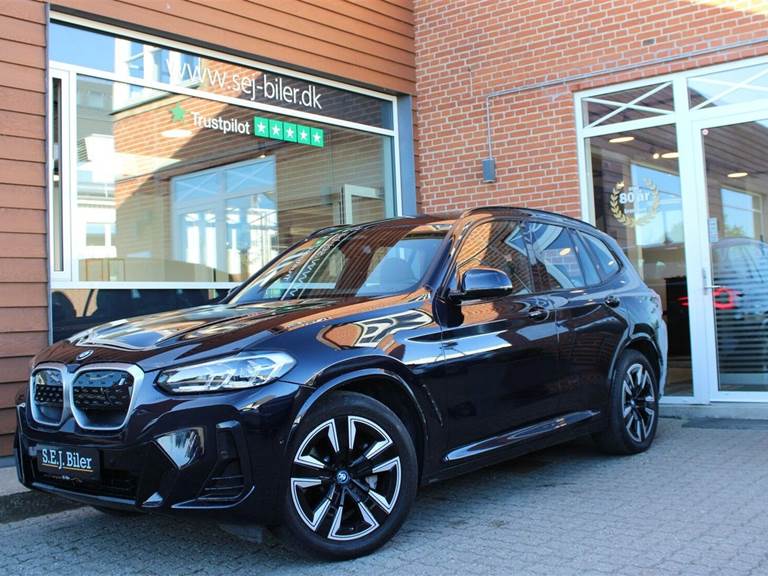 BMW iX3 Charged M-Sport
