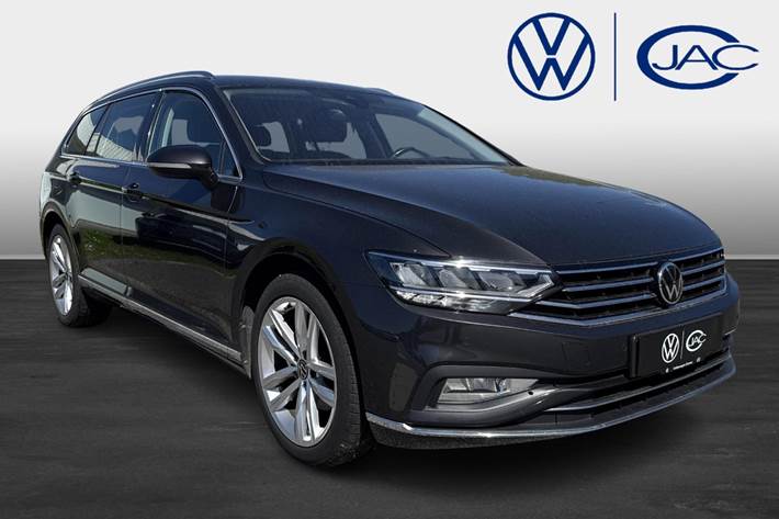 Sort VW Passat fra 2021