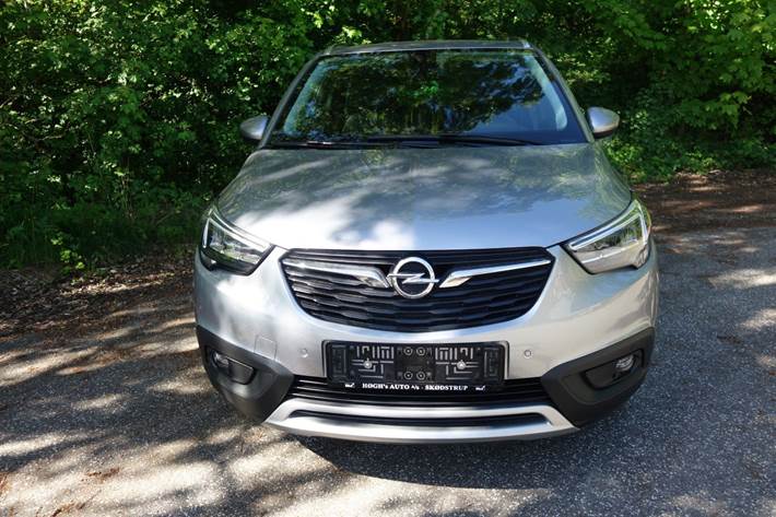 Sølv Opel Crossland X fra 2020