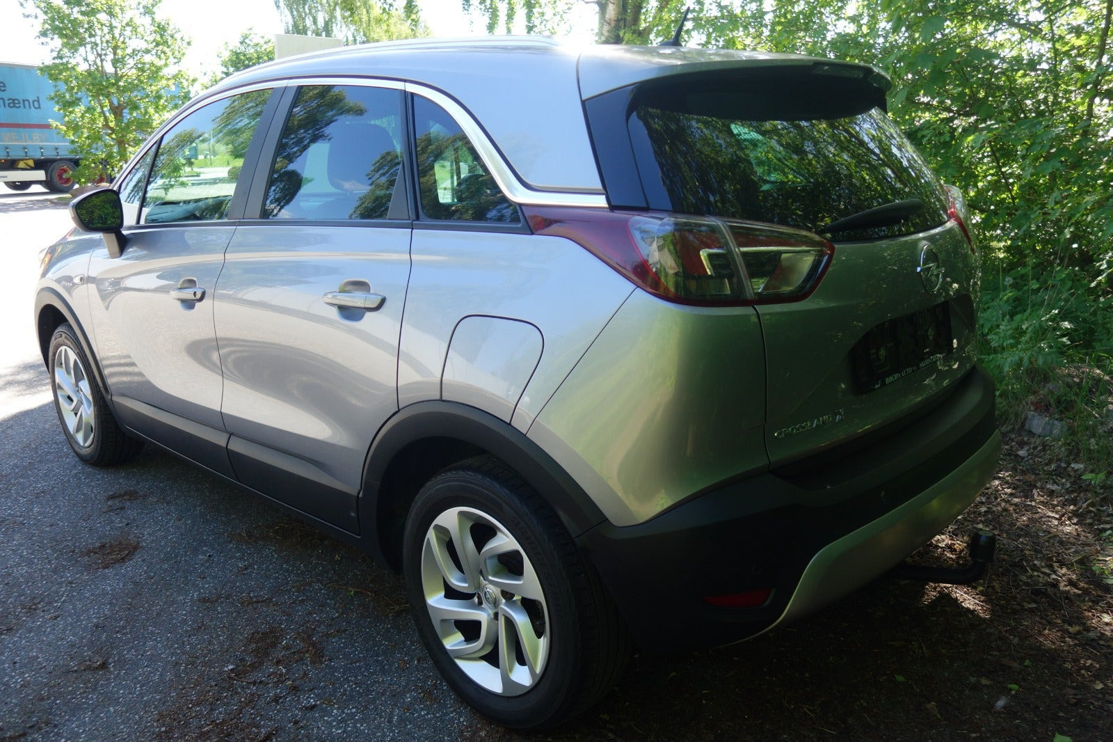 Sølv Opel Crossland X fra 2020