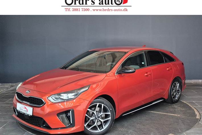 Orange Kia ProCeed fra 2020 set udefra
