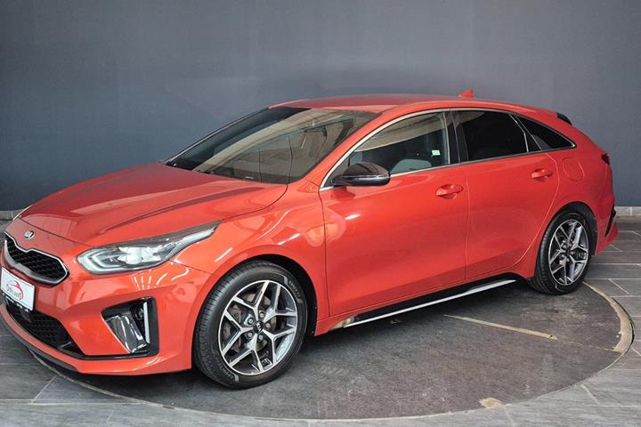 Orange Kia ProCeed fra 2020