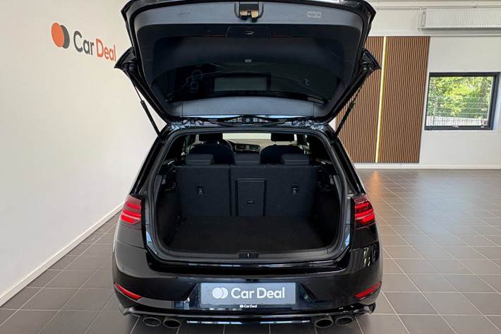 Sort VW Golf VII fra 2019