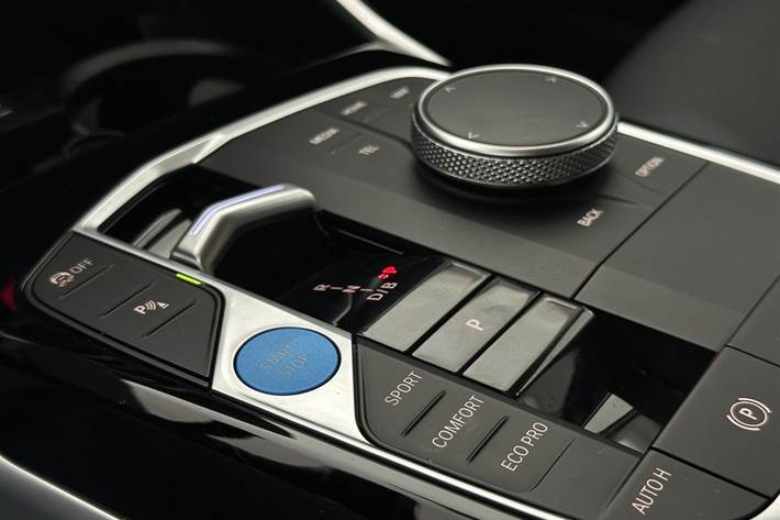 Sort BMW i4 fra 2023
