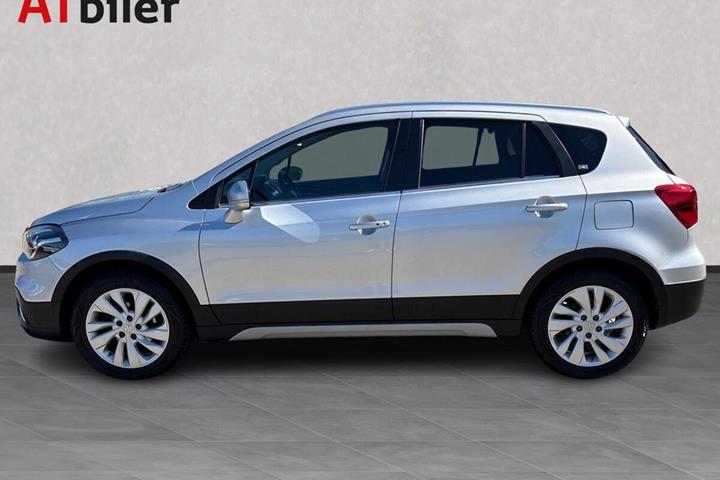 Sølv Suzuki S-Cross fra 2020