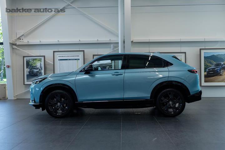 Sort Honda e:Ny1 fra 2024