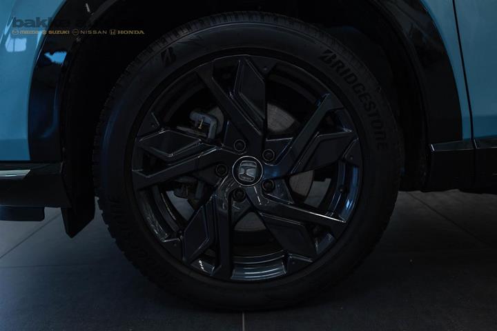 Sort Honda e:Ny1 fra 2024