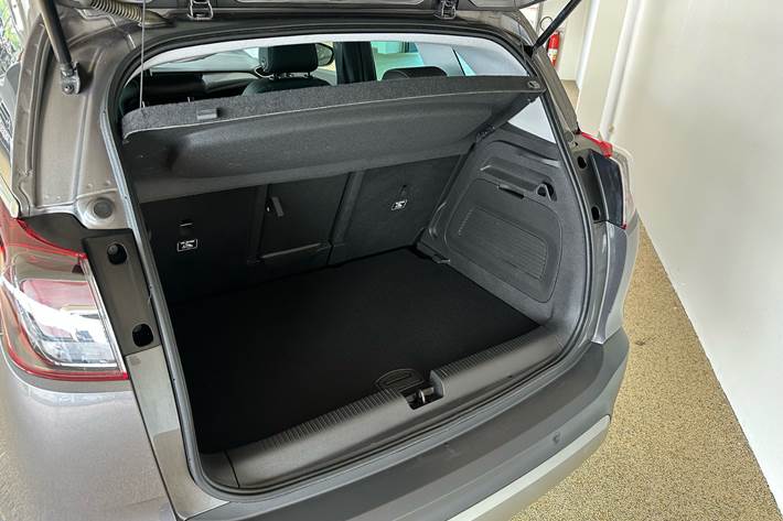 Sort Opel Crossland X fra 2020
