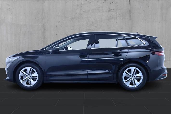 Sort Skoda Enyaq fra 2023