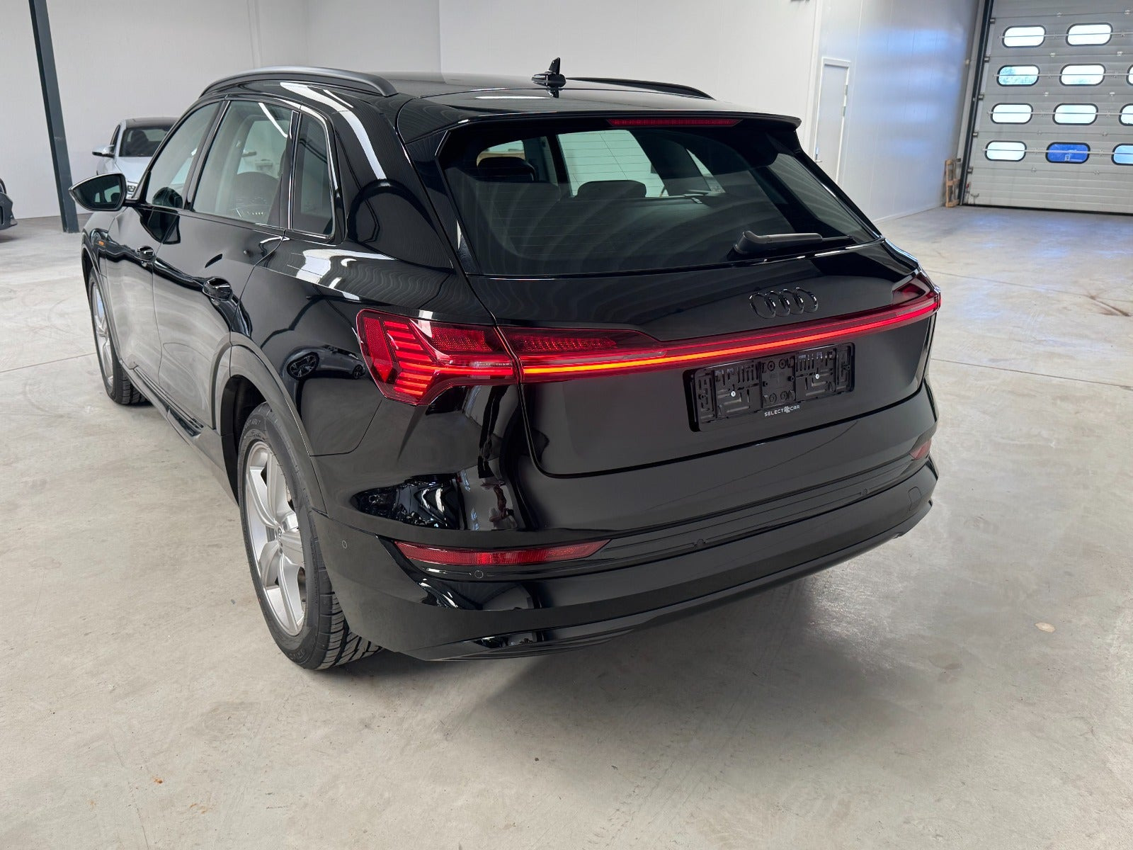 Sort Audi e-tron fra 2022