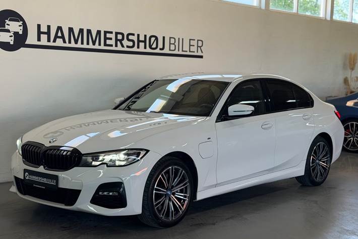 undefined BMW 330e fra 2019