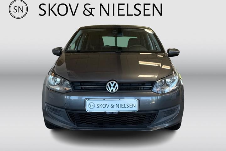 Grå VW Polo fra 2010