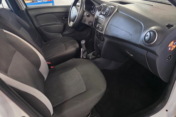 undefined Dacia Logan fra 2015