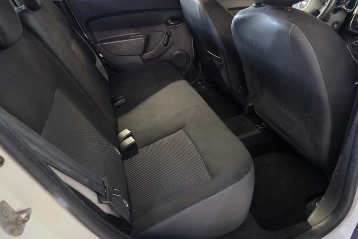 undefined Dacia Logan fra 2015