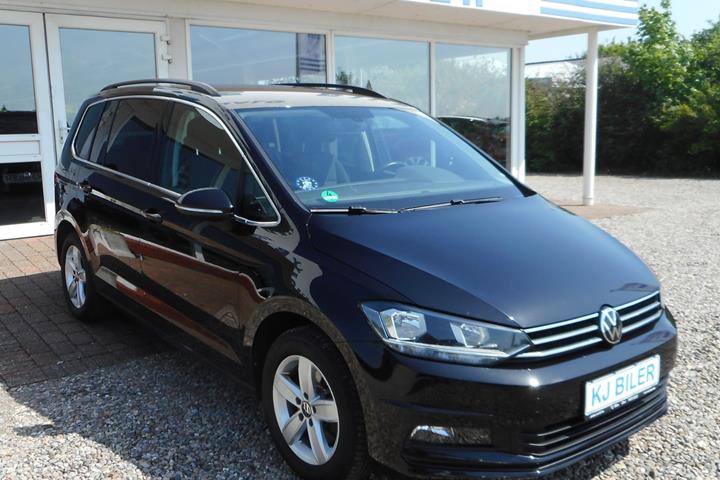Sort VW Touran fra 2021
