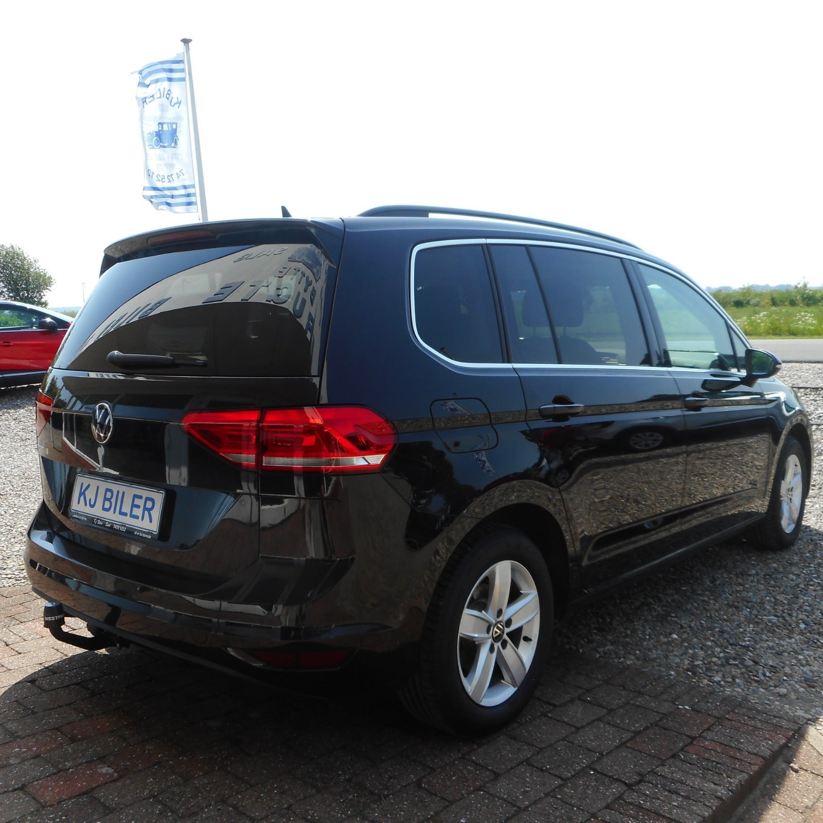 Sort VW Touran fra 2021