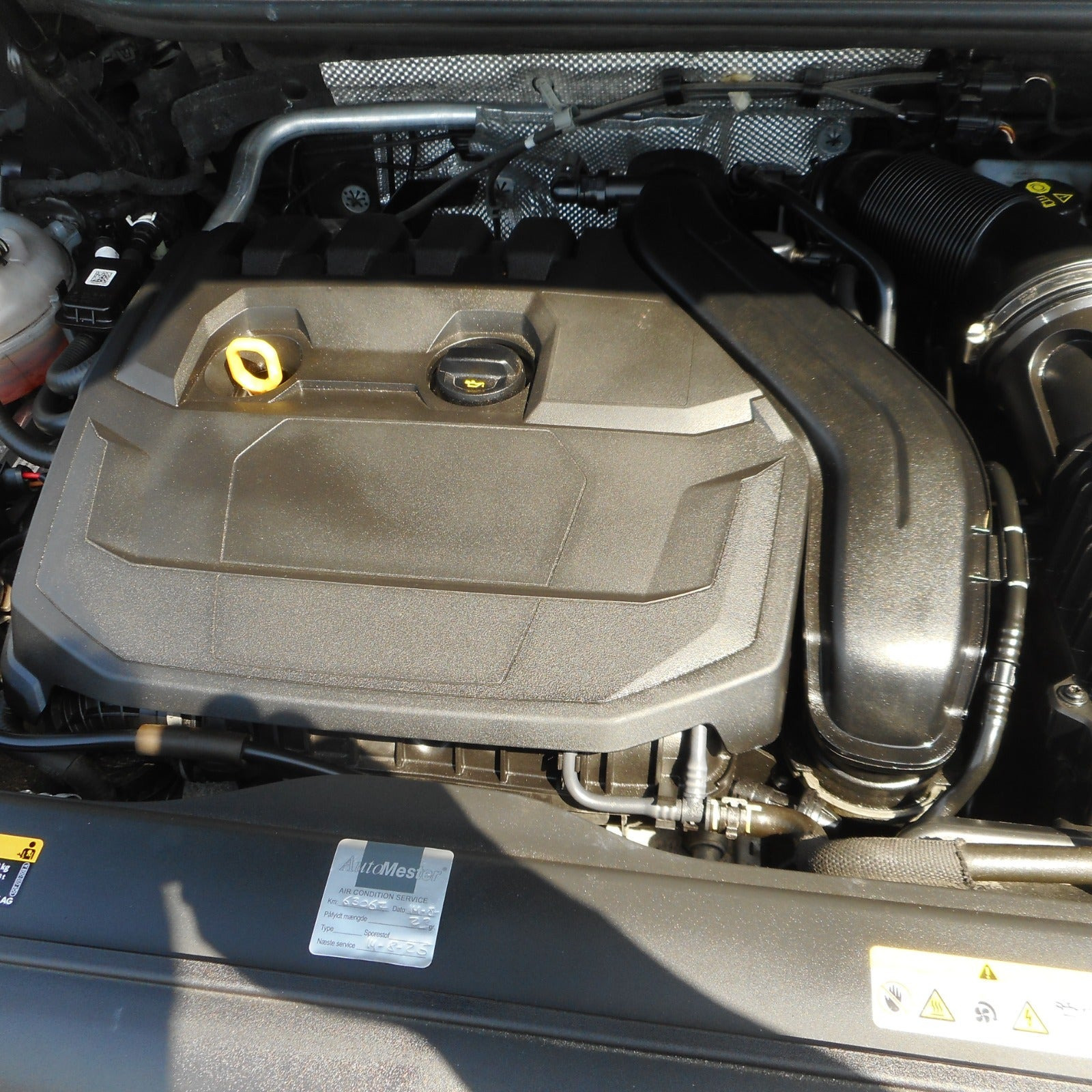 Sort VW Touran fra 2021