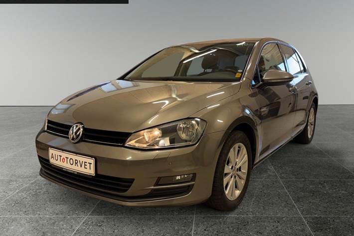 Grå VW Golf VII fra 2014