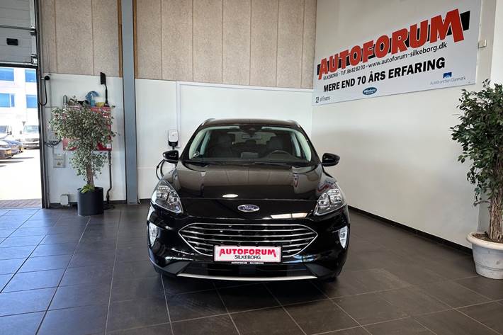 Sort Ford Kuga fra 2021