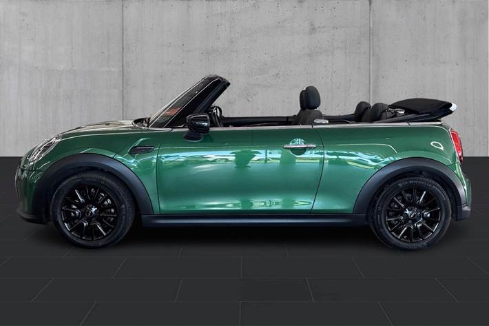 Grøn Mini Cooper fra 2024