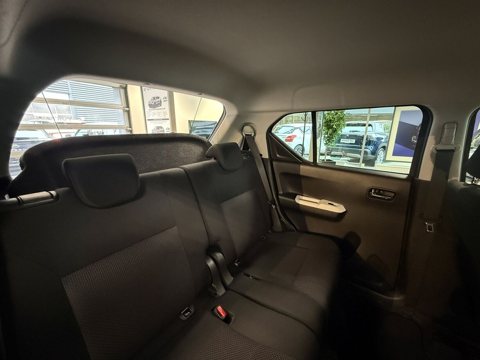 Grå Suzuki Ignis fra 2018