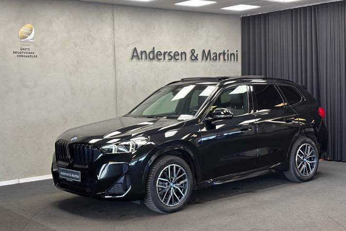 Sort BMW iX1 fra 2023