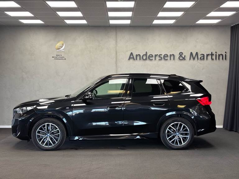BMW iX1 xDrive30 EL M-Sport 4x4 313HK 5d Aut.