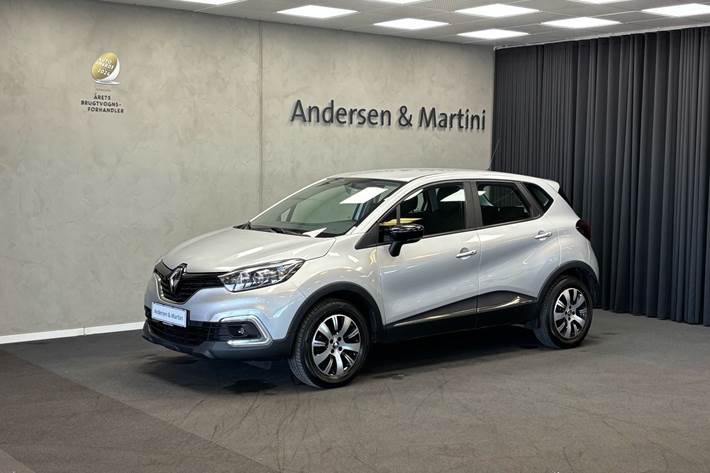 Grå Renault Captur fra 2018